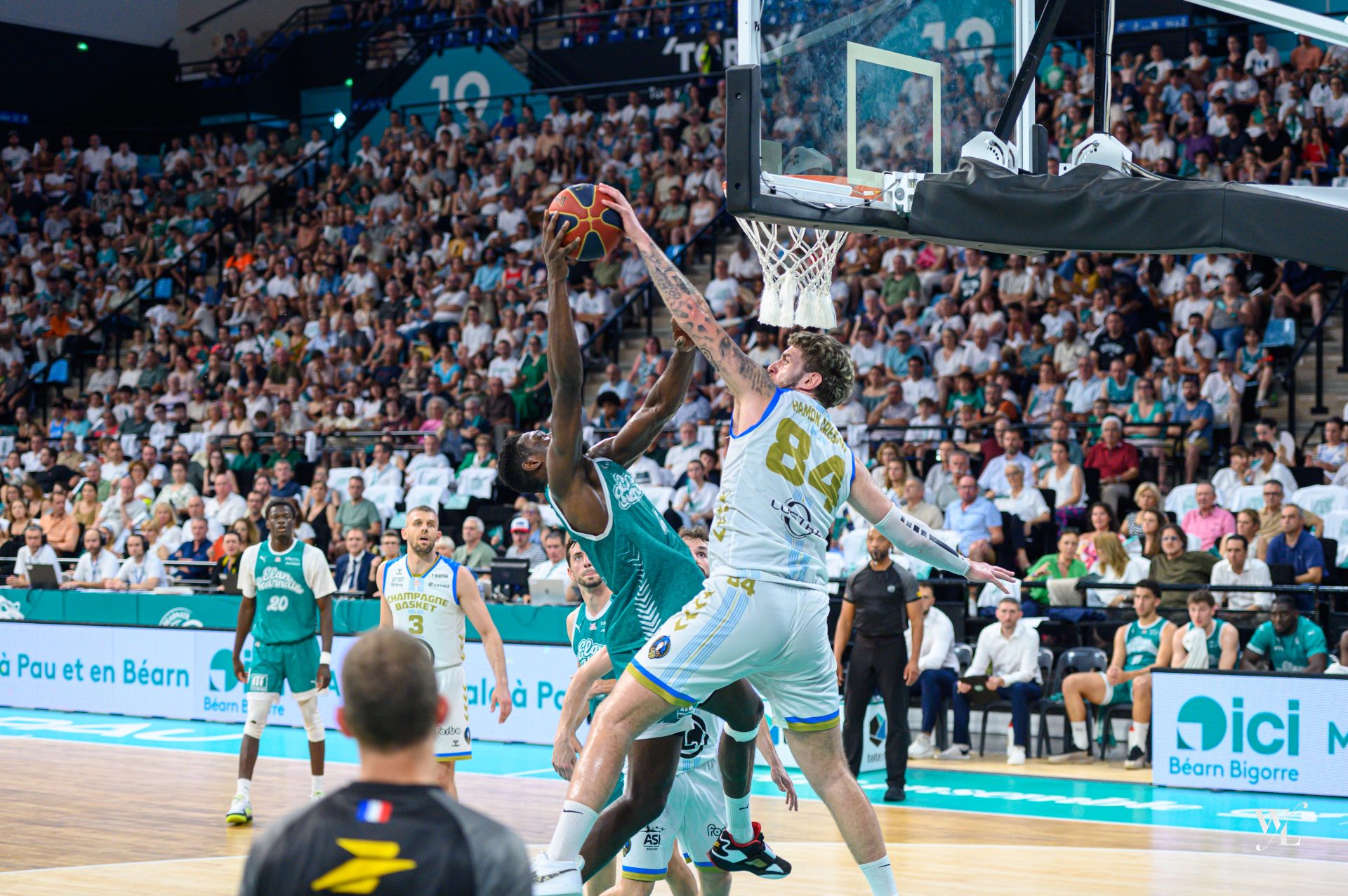 Photographe de sport dans le Sud-Ouest - Match de basket Élan Béarnais Pau