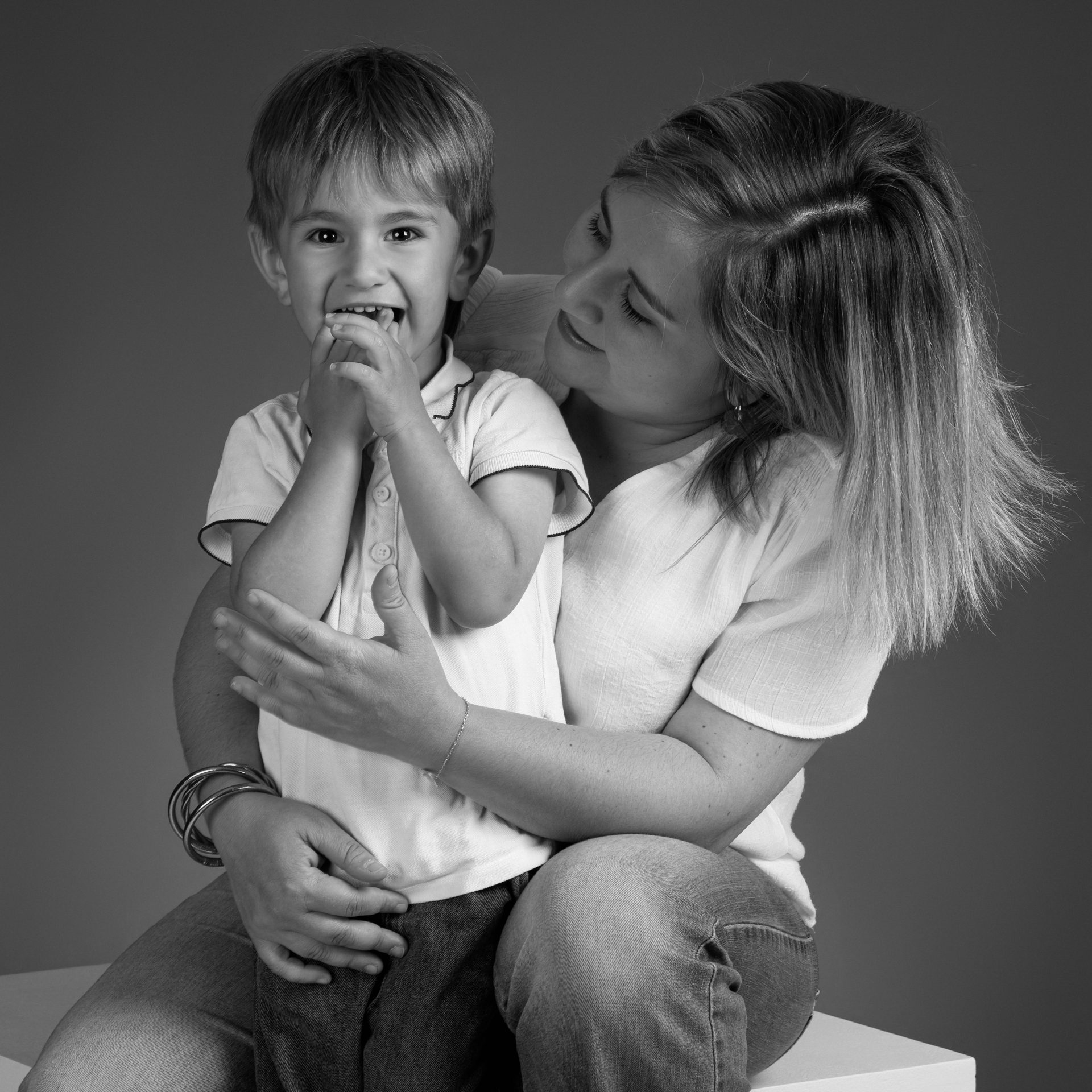 Séance photo famille studio à Saint-Sever dans les Landes - William Lacaule Photographe